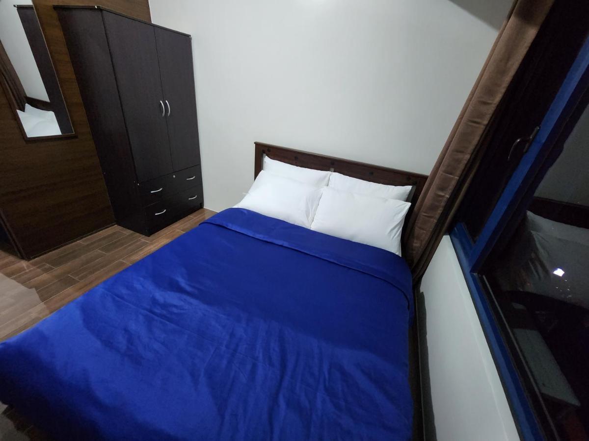 Heart Of Makati, Fully Furnished Condo, Cbd Location *