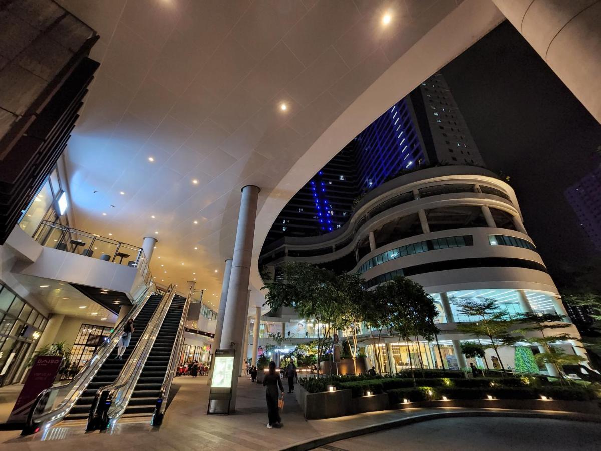Aparthotel Heart Of Makati, Fully Furnished Condo, Cbd Location Makati City