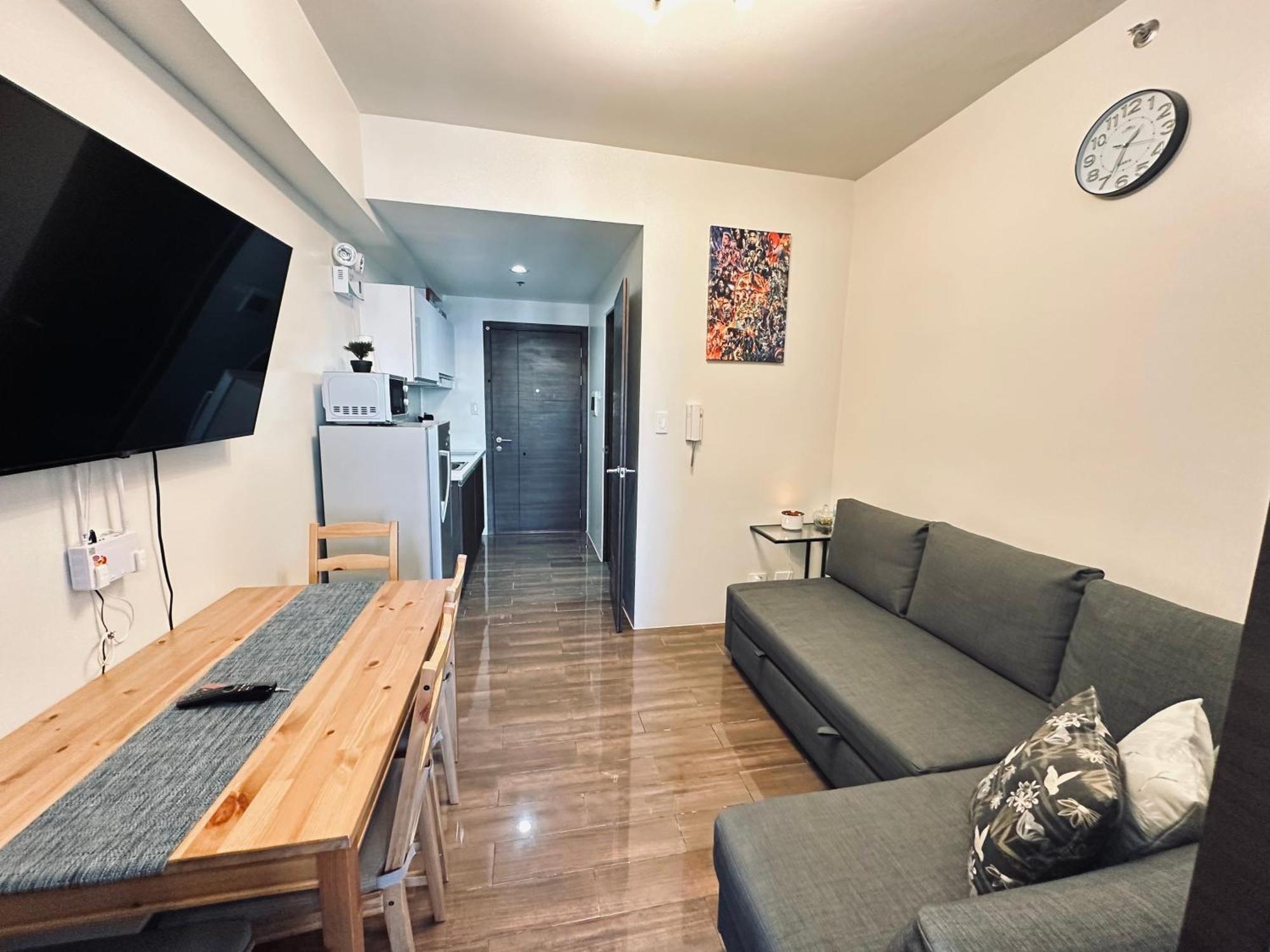 Heart Of Makati, Fully Furnished Condo, Cbd Location Makati City