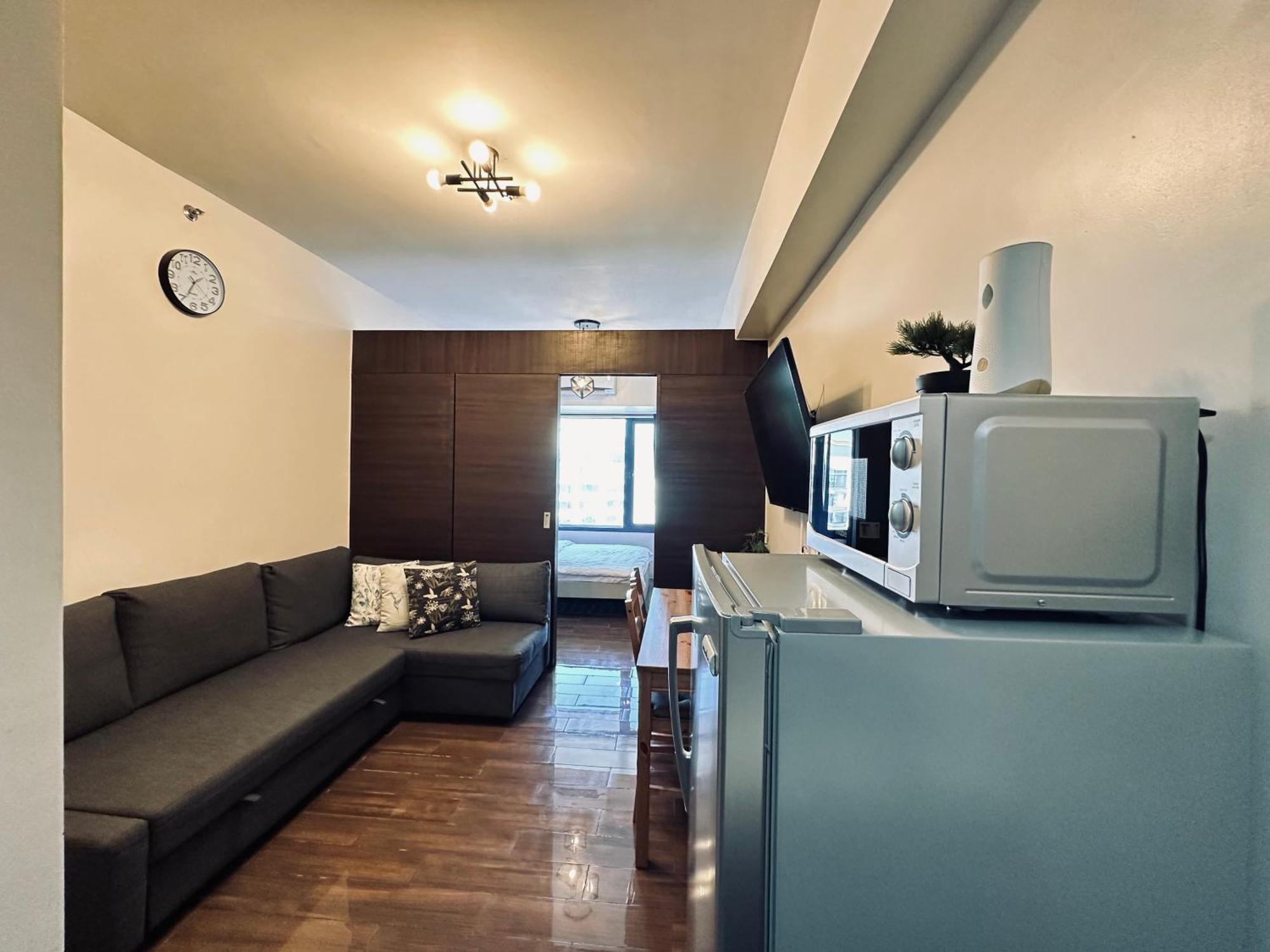 Heart Of Makati, Fully Furnished Condo, Cbd Location Makati City