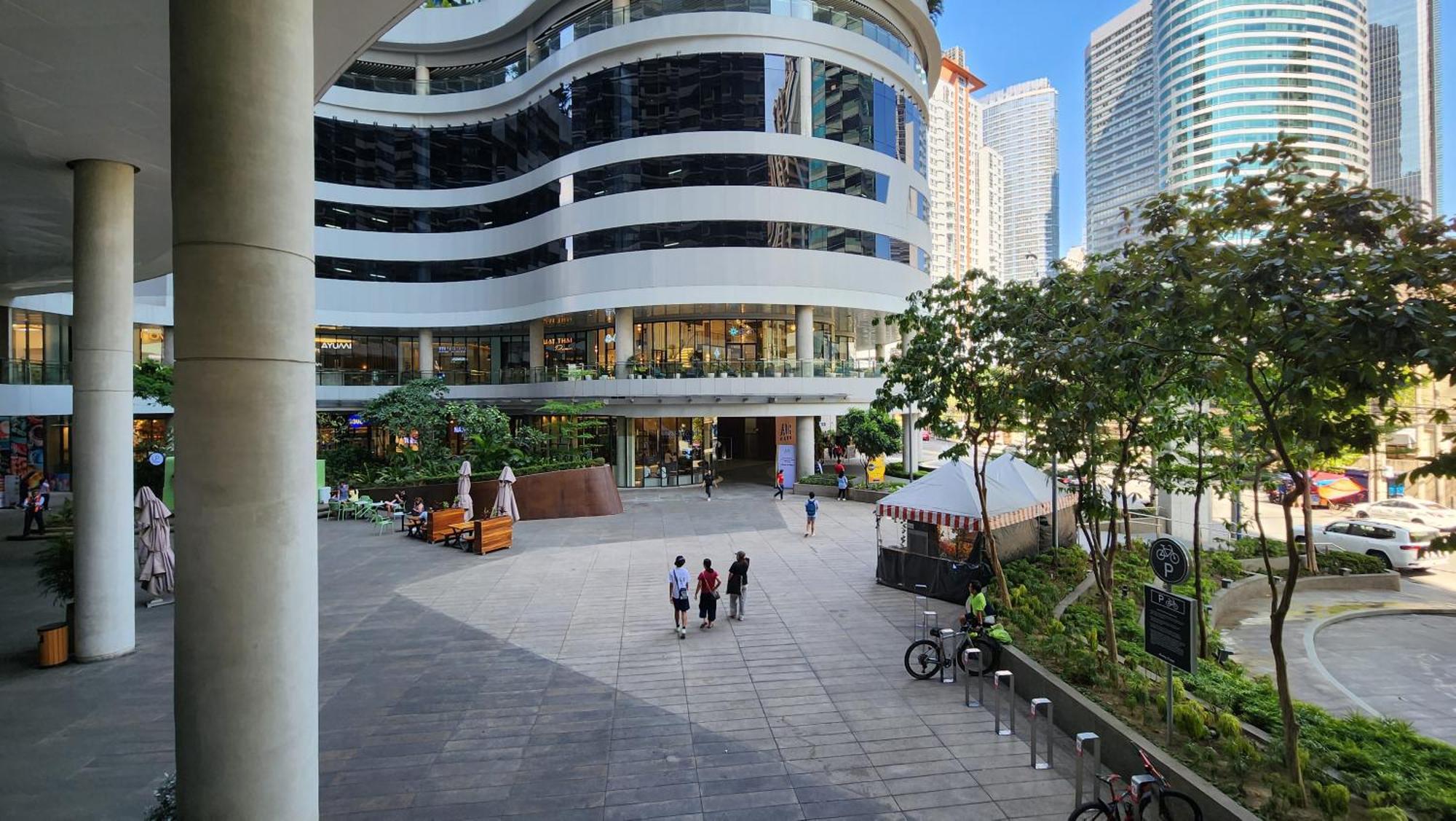 Heart Of Makati, Fully Furnished Condo, Cbd Location Makati City