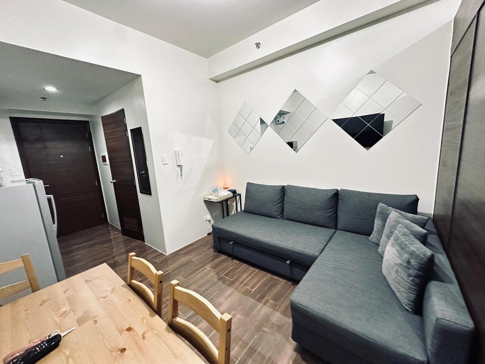 Aparthotel Heart Of Makati, Fully Furnished Condo, Cbd Location *