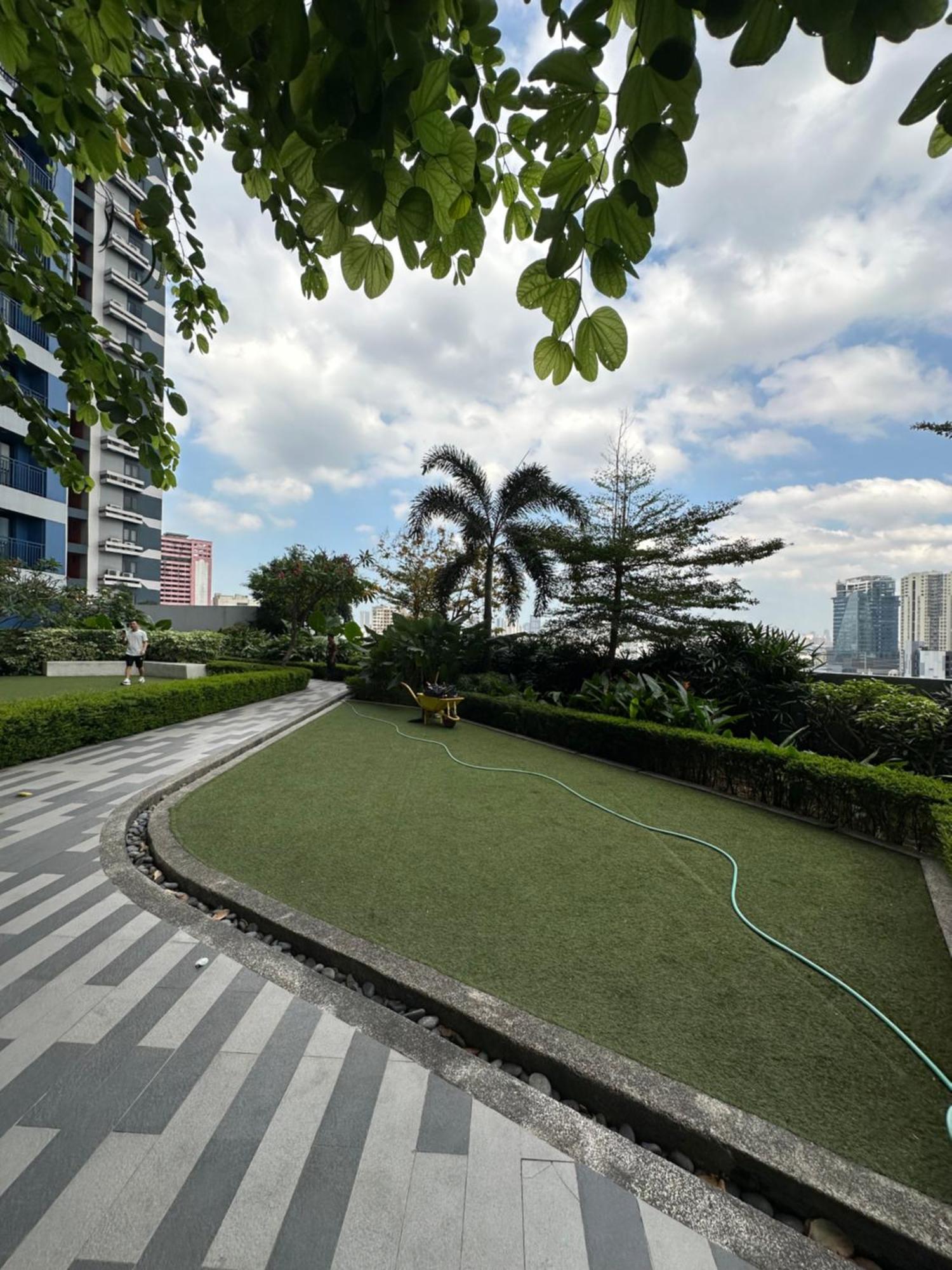 Aparthotel Heart Of Makati, Fully Furnished Condo, Cbd Location Makati City